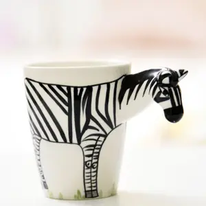 Tasse décorative personnalisée peinte à la main en 3D avec un animal unique Tasse à café en céramique cheval zèbre audacieux Tasse à café réutilisable