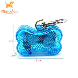 MZ-PL03 कुत्ते हड्डी आकार लटकन रात सुरक्षा लाइट एलईडी चमकती पालतू एलईडी टैग - Product Image 4