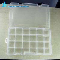 Boîte de pêche en PVC à compartiments avec 24 modules, design semi-transparent
