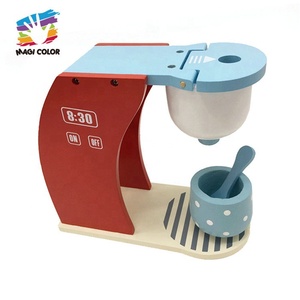 Ensemble de jeu de <span class=keywords><strong>grille</strong></span>-<span class=keywords><strong>pain</strong></span> <span class=keywords><strong>en</strong></span> <span class=keywords><strong>bois</strong></span> avec <span class=keywords><strong>pain</strong></span> grillé, beurre, assiette et couteau de sécurité - <span class=keywords><strong>Jouet</strong></span> de cuisine réaliste pour enfants W10D238 - Product Image 4
