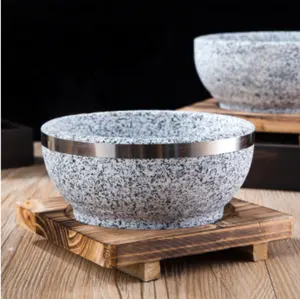 Home Restaurant Korean Cuisine Dolsot Bibimbap Rice Noodle Soup Bowl Premium Natural Hot Sizzling Stone Pot Bowl With Wood Base