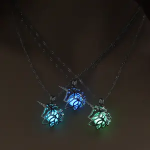 Colgante fluorescente de estilo europeo y americano, joyería con personalidad que brilla en la oscuridad