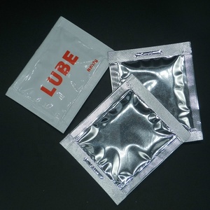 Piccola Confezione di Grasso Lubrificante Industriale in Bustine - Product Image 3