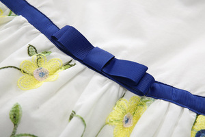 Disegni di Ricamo a Mano per Vestiti da Bambina da 0 a 4 Anni - Product Image 3