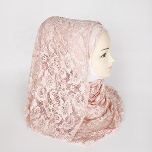 ファッションレディメイドフラワーレースパールヒジャーブヘッドスカーフイスラム教徒の女性プレーンポリエステルスカーフヒジャーブ - Product Image 5