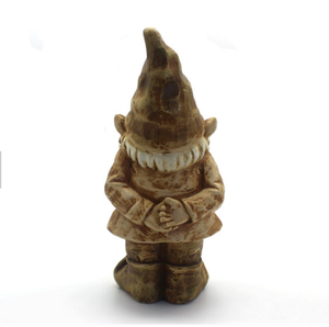 Gnomo da giardino personalizzato in resina divertente con lanterna - Product Image 3