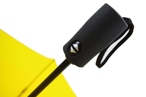 Venta al por mayor negro MARCO DE 3 veces de viaje compacto paraguas personalizado con el caso - Product Image 2