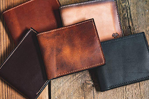 Cartera plegable | Hecho en EE. UU. | Cartera vegana de piel de vaca genuina plegable para hombre - Product Image 6