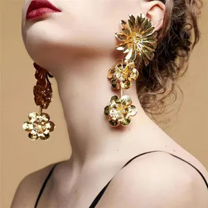 KM 2018 new models alloy exaggerated large metal sunflower gypsy earring multilayer big jhumka statement gold earrings designs