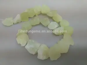 Naturelle et pure Jade linge pierre nugget pour fabrication de bijoux