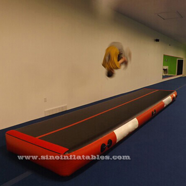 Нестандартная конструкция герметичный Крытый крупного плана гимнастика надувной воздушный сушильный трек из стежком падения ткань для продажи