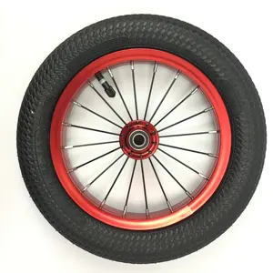 Roues pneumatiques en caoutchouc de 12 pouces <span class=keywords><strong>roue</strong></span> de jante en aluminium pour enfants vélo d'équilibre - Product Image 1