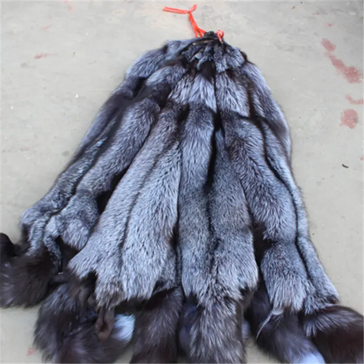 Factory Supplier Genuine Raw Silver Fox Fur Pelt Natural Animal Fur Skin