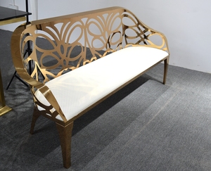 LC07 Divano a 3 Posti per Sala d'Attesa, Poltrona Dorata - Product Image 4