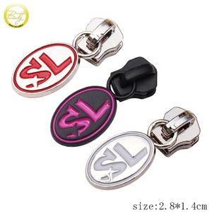 Tirette de fermeture éclair métallique personnalisée à verrouillage automatique, accessoire vestimentaire en émail, étiquettes de fermeture éclair métalliques avec logo lettre pour valises et sacs - Product Image 2