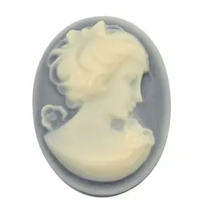 Wholesale Fashion Transparent Base Grey Lady Cameo