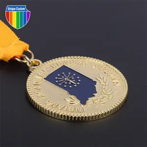 Al por mayor fabricante pins insignias Juegos Deportivos Medalla <span class=keywords><strong>de</strong></span> Honor en arte del metal - Product Image 1