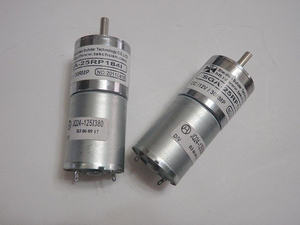<span class=keywords><strong>6</strong></span> 볼트 30rpm 1.4 kg/cm 영구 자석 DC 브러시 모터 PMDC 가변 주파수 공기 조건/냅킨 기계에 대한 기어 모터 박차 - Product Image 5