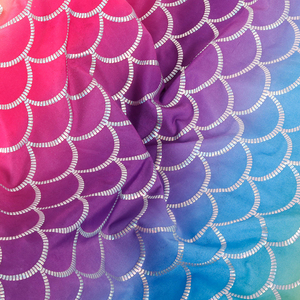Tela de escala de sirena brillante iridiscente, tela elástica de cuatro vías de LICRA con holograma para traje de baño de <span class=keywords><strong>cola</strong></span> de falda - Product Image 3