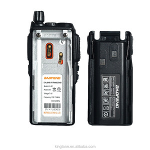 Al por mayor venta al por mayor nuevo Radio portátil Walkie Talkie <span class=keywords><strong>Baofeng</strong></span> <span class=keywords><strong>UV</strong></span>-<span class=keywords><strong>82</strong></span> con auriculares Radio Vhf Uhf doble banda <span class=keywords><strong>Baofeng</strong></span> <span class=keywords><strong>UV</strong></span> <span class=keywords><strong>82</strong></span> UV82 - Product Image 3