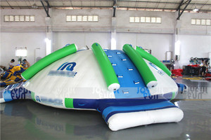 China <span class=keywords><strong>de</strong></span> fábrica del precio barato inflable flotante Combo <span class=keywords><strong>juego</strong></span> interesante para <span class=keywords><strong>la</strong></span> venta - Product Image 2
