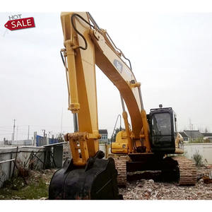 รถขุดตีนตะขาบ330D ไฮดรอลิกของหนอนผีเสื้อมือสอง - Product Image 1