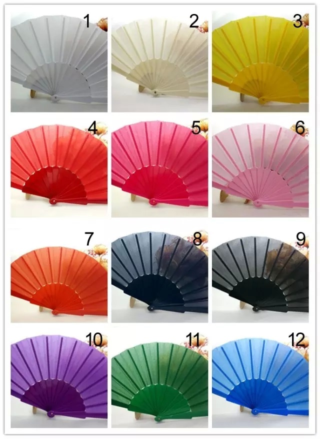 พัดพลาสติกสีสันสดใส ขนาด 23 ซม.