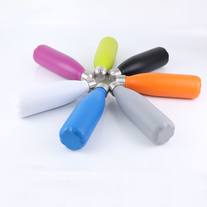 Botella de Agua Aislada de Doble Pared de Acero Inoxidable, Mantiene las Bebidas Frías y Calientes, Gran Venta - Product Image 2