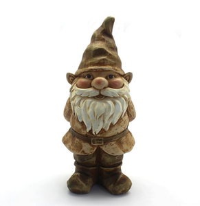 Gnomo da giardino personalizzato in resina divertente con lanterna - Product Image 1