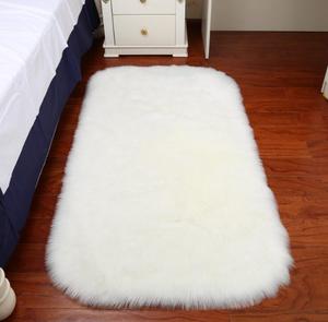 Tappeti in Pelliccia Sintetica Bianco Puro Stile Moderno Nuovi Tappetini da Bagno per Uso Domestico - Product Image 4