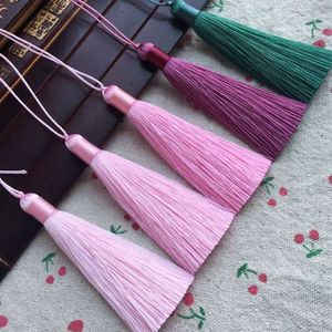 Muestra gratis 1000 colores 8cm grandes <span class=keywords><strong>borlas</strong></span> <span class=keywords><strong>de</strong></span> seda <span class=keywords><strong>de</strong></span> la joyería 100% rayón borla <span class=keywords><strong>de</strong></span> seda 1,2 cm diámetro para decoración - Product Image 4