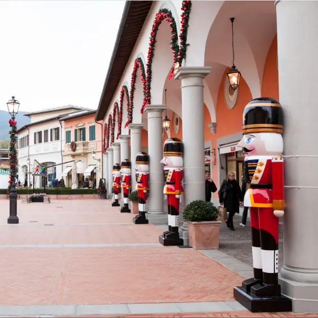 Nutcracker soldado gigante ao ar livre da fibra de vidro personalizado para decoração de natal