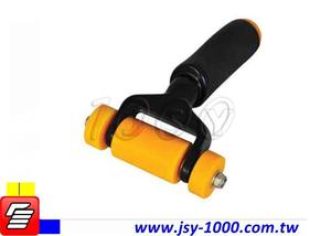 3-1/2" <b>Plastic</b> Carpet Smooth Roller - Product Image 3