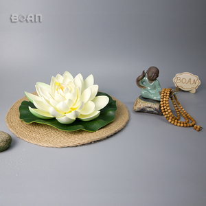 Di fabbrica di alta qualità diretta Artificiale giglio di Acqua di <span class=keywords><strong>fiori</strong></span> di Plastica per la Decorazione floreale - Product Image 3
