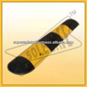 โซลเซฟ SFT-0548 ตัวลดความเร็วแบบเทอร์โมพลาสติกดัดแปลง สีเหลืองและดำ สำหรับรถยนต์ เพื่อความปลอดภัยและการควบคุมที่ดีขึ้น - Product Image 2