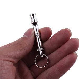 Fischietto per Addestramento Cani in Acciaio Inox con Volume Regolabile e Cordino - Product Image 4