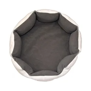 Warm soft white gray heated pet bed indoor bed for dog and cat