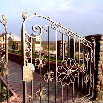 Кованые железные ворота