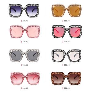 <span class=keywords><strong>Lunettes</strong></span> <span class=keywords><strong>de</strong></span> soleil naturelles pour femmes, <span class=keywords><strong>monture</strong></span> en diamant, strass, surdimensionnée, vêtement <span class=keywords><strong>de</strong></span> marque, verres dégradés noirs, <span class=keywords><strong>mode</strong></span> <span class=keywords><strong>de</strong></span> styliste, 11832 - Product Image 6