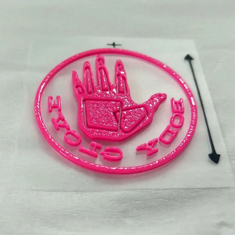 Impresión de etiquetas de silicona en 3D, pegatina de logotipo en forma de mano, transferencia de calor 3d para ropa