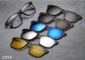 Clip <span class=keywords><strong>de</strong></span> <span class=keywords><strong>gafas</strong></span> <span class=keywords><strong>de</strong></span> 5 imán en <span class=keywords><strong>gafas</strong></span> <span class=keywords><strong>de</strong></span> <span class=keywords><strong>sol</strong></span> - Product Image 2