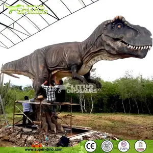 Large outdoor t-rex dinosaurio de simulación