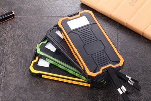 Bán Buôn Hot Bán Portable Power Bank 8000MAh Năng Lượng Mặt Trời Charger Ngân Hàng Điện - Product Image 4