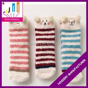 Nouvelle <span class=keywords><strong>Vente</strong></span> Chaude Hiver Chaud Mode Souple personnalisé Femmes fuzzy chaussettes chaussettes chaudes pour les femmes - Product Image 2