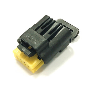Étanche FCI <span class=keywords><strong>Sicma</strong></span> Série 4 Voies Femelle Connecteur 211PC042S4021 - Product Image 2