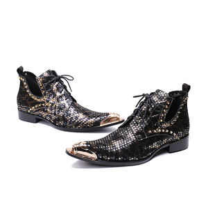 NA101 Nuovi Stivali da Cowboy da <span class=keywords><strong>Uomo</strong></span> in Vera Pelle Nera e <span class=keywords><strong>Oro</strong></span> con Lacci, Punta a Spillo e Dettagli Metallici, Stile Motociclista, <span class=keywords><strong>Scarpe</strong></span> Moda <span class=keywords><strong>Uomo</strong></span> - Product Image 6