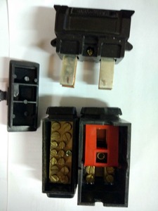 Fusible découpé haute capacité 60A 80A 100A pour service domestique 1P + N SPN TPN avec forte capacité de rupture - Product Image 6
