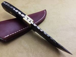 Couteau Skinner extérieur en acier Damas fabriqué à la main pour les revendeurs - Product Image 4