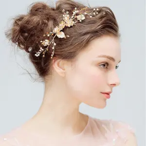 Großhandel Handmade Gold Leaf haare Zubehör Kristall Und Perle Hochzeit Bridal Haar Kamm Für Frauen