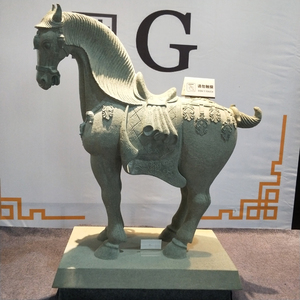 Statue de cheval en pierre de granit et de <span class=keywords><strong>jade</strong></span> antique sculptée à la main de style dynastie Tang chinoise pour jardin extérieur à vendre - Product Image 2